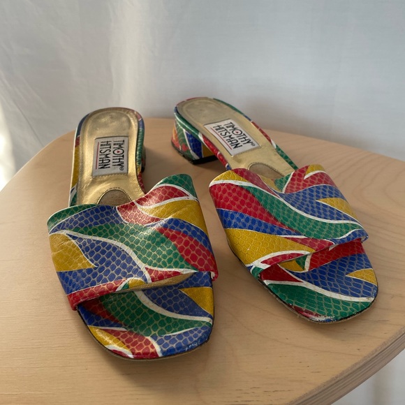 Vintage Timothy Sandals - Picture 2 of 5